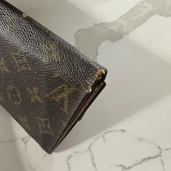 Vintage Louis Vuitton Monogram Sarah Wallet - Picture 12 of 14